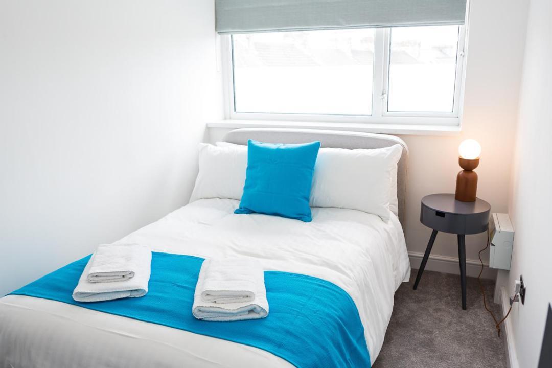Coastline Villas - Heart Of Redcar 1 & 2 Bed New Apartments, Ideal For Contractors And Holidayers Номер фото