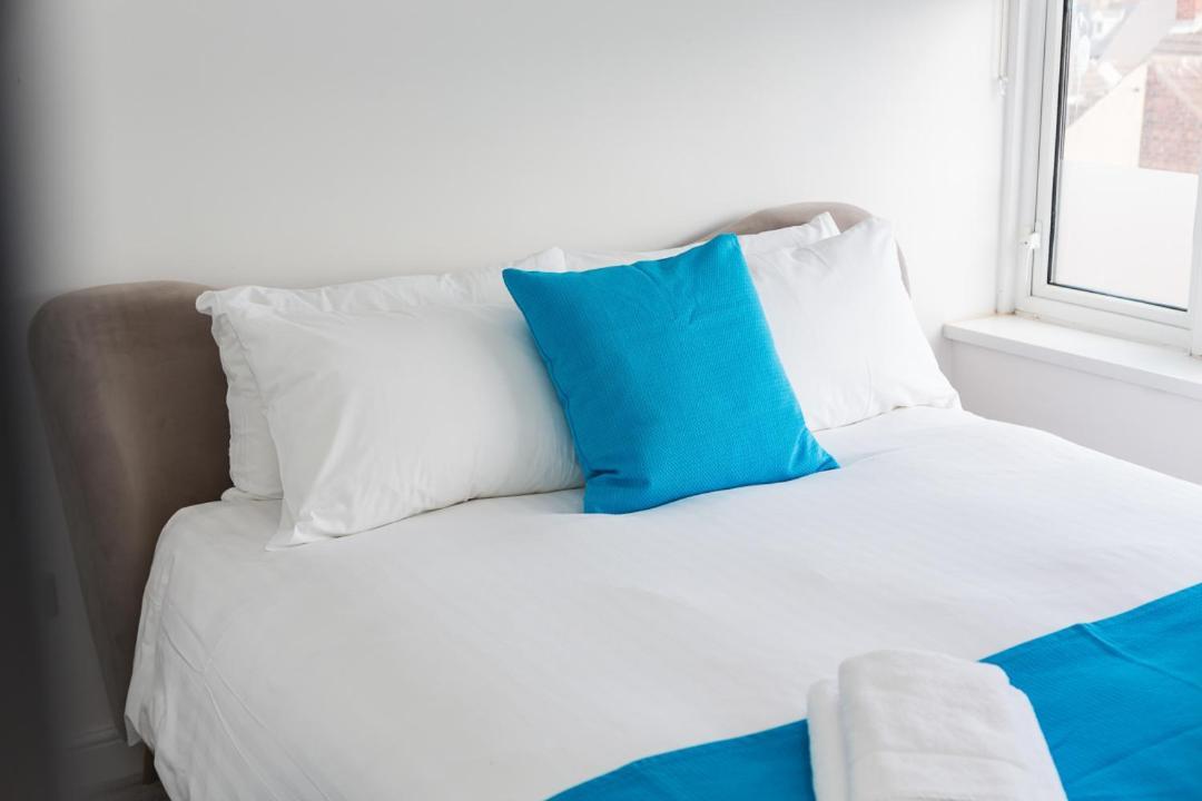 Coastline Villas - Heart Of Redcar 1 & 2 Bed New Apartments, Ideal For Contractors And Holidayers Номер фото